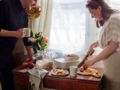 Arabia Mainio Sarastus Uunivuoka 2,5 L -Stelton Myynti 2021 Arabia Mainio Sarastus 04