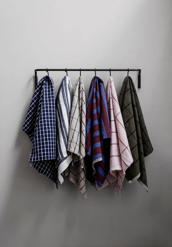 Ferm LIVING Hale Keittiöpyyhe, Ruskea - Kirkkaansininen 6 Ferm LIVING Hale Keittiöpyyhe, Ruskea - Kirkkaansininen - Image 4