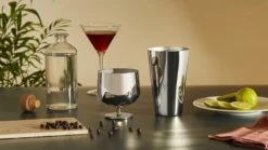 Alessi Parisienne Shaker, Ruostumaton Teräs -Stelton Myynti 6268ff6eefc69a91fe350548 GIA26 B 1920