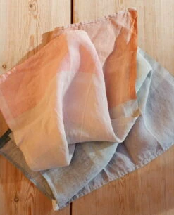 Lokal Helsinki Ilo Keittiöpyyhe, Korpi 11 Lokal Helsinki Ilo Keittiöpyyhe, Korpi -Stelton Myynti ILO teatowel autumn lokalhelsinki2021 4