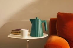 Alessi Plissé Vedenkeitin, 1 L, Vihreä -Stelton Myynti MDL06 1 GR amb H