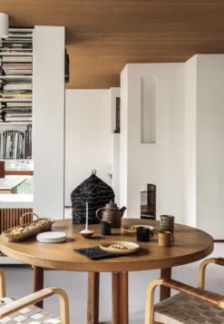 Saana Ja Olli Rakkauden Meri Pannumyssy, Musta - Valkoinen -Stelton Myynti Rakkauden meri Saana ja Olli hi res kuva Suvi Kesalainen 19