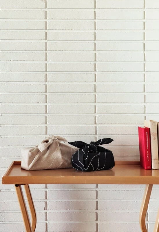 Saana Ja Olli Rakkauden Meri Keittiöliina/tabletti, Musta - Valkoinen 5 Saana Ja Olli Rakkauden Meri Keittiöliina/tabletti, Musta - Valkoinen - Image 3