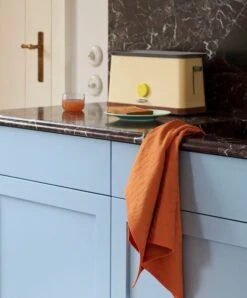 HAY Sowden Leivänpaahdin, Keltainen -Stelton Myynti Sowden Toaster EU yellow Tea Towel SB Set of 2 No 2 marker diamond