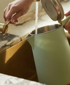 HAY Sowden Vedenkeitin, Minttu -Stelton Myynti Sowden Kettle EU mint