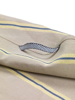 Ferm LIVING Hale Keittiöpyyhe, Beige - Keltainen - Sininen 11 Ferm LIVING Hale Keittiöpyyhe, Beige - Keltainen - Sininen -Stelton Myynti fermLIVING SS22 HaleTeaTowel Oyster Lemon BrightBlue 1104265367 pack 3