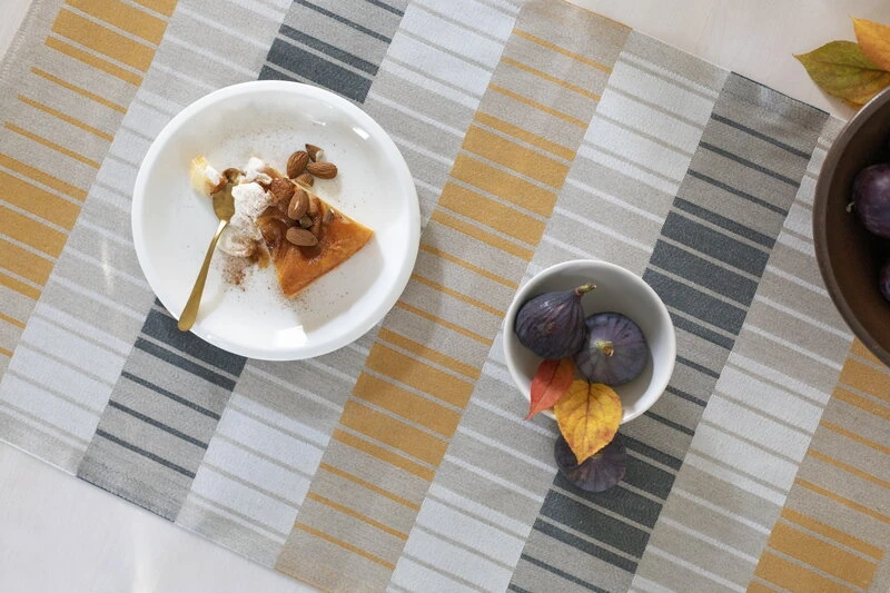 Lapuan Kankurit Sointu Keittiöpyyhe, Pellava - Lakka - Tummanharmaa 4 Lapuan Kankurit Sointu Keittiöpyyhe, Pellava - Lakka - Tummanharmaa - Image 2