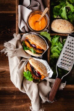 Microplane Master Series Extra Coarse Raastin -Stelton Myynti mp Master Series Extra coarse Blade Veggie Burger zucchini sweet potatoe